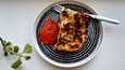 Pellinkiläisen makaronilaatikon kanssa maistuu Kapen ketsuppi, joka on höystetty aurinkokuivatuilla tomaateilla, kuten pääruokakin.