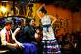 Monet Espanjaan liitetyt yleistykset pitävät paikkaansa vain alueellisesti: flamenco on maan eteläosalle, Andalusialle, tyypillistä musiikkia ja tanssia.