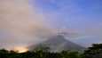 Tulivuori purkautuu Balilla.