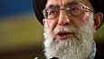 Ali Khamenei haukkui Saudi-Arabian Yhdysvaltain lypsylehmäksi.