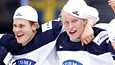 Ennusteiden mukaan Jesse Puljujärvi (vas.) ja Patrik Laine napataan peräkkäisillä numeroilla NHL:n varaustilaisuudessa kahden viikon päästä.