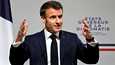 Ranskan presidentti Emmanuel Macron aikoo ohittaa parlamentin ja ajaa läpi eläkeuudistuksen.