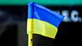 Ukrainan jalkapallomaajoukkue ei pelaa otteluita maaliskuussa. Ukrainalle on osoitettu tukea ympäri jalkapallomaailmaa. Hollannin liigassa kulmaliput vaihdettiin Ukrainan lippuihin.