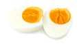 Kananmuna on pehmeä, mutta ei löysä noin 6-7 minuutin kohdalla. Liian pitkään keitettyyn kananmunaan voi ilmestyä tumma rengas, lisäksi keltuaisesta tulee mureneva.