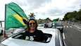 Presidentti Jair Bolsonaron kannattajat kampanjoivat eristäytymistä vastaan Manausissa perjantaina.