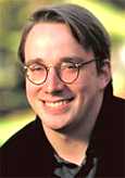 Linus Torvalds jää vahvistamaan OSDL:n ohjelmointia.