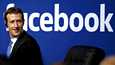 Facebook-yhtiön johtaja Mark Zuckerberg on joutunut vastailemaan yhtiön toimintaa koskeviin kysymyksiin kohun alkamisen jälkeen.