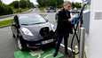 Sähköautojen pioneeri Nissan Leaf on valmiina lataukseen sähköautoilun eldoradossa Norjassa.