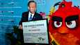 YK:n pääsihteeri Ban Ki-Moon nimitti Angry Bird -hahmo Redin YK:n ympäristöasioiden kunnialähettilääksi perjantaina New Yorkissa.