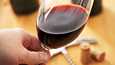 Esimerkiksi viiniä sisältävä ruokalaji laski masennuksen todennäköisyyttä tutkimuksessa.