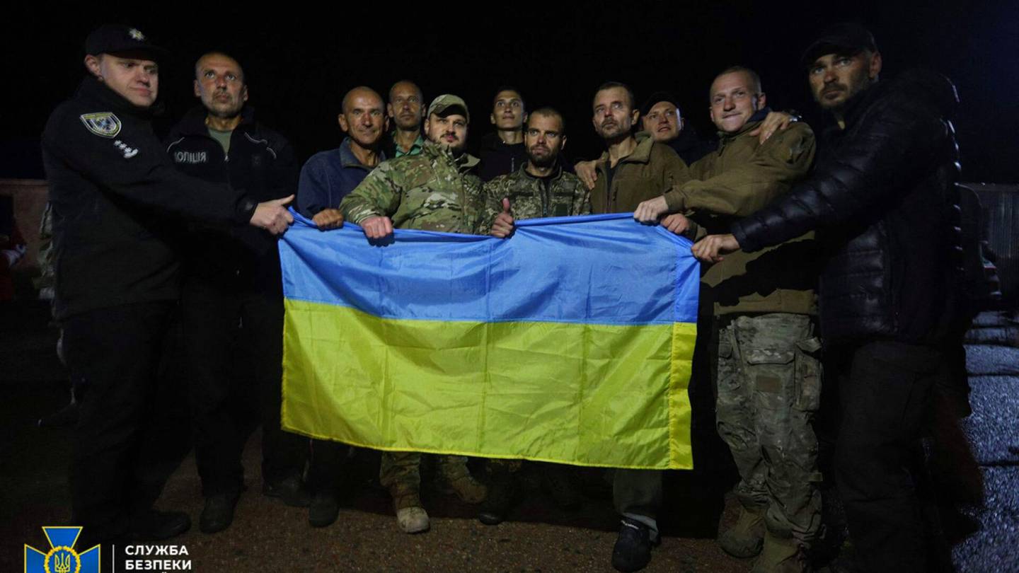 Ukrainan sotilastiedustelu: Monia vapautettuja ukrainalaisia sotavankeja kidutettu