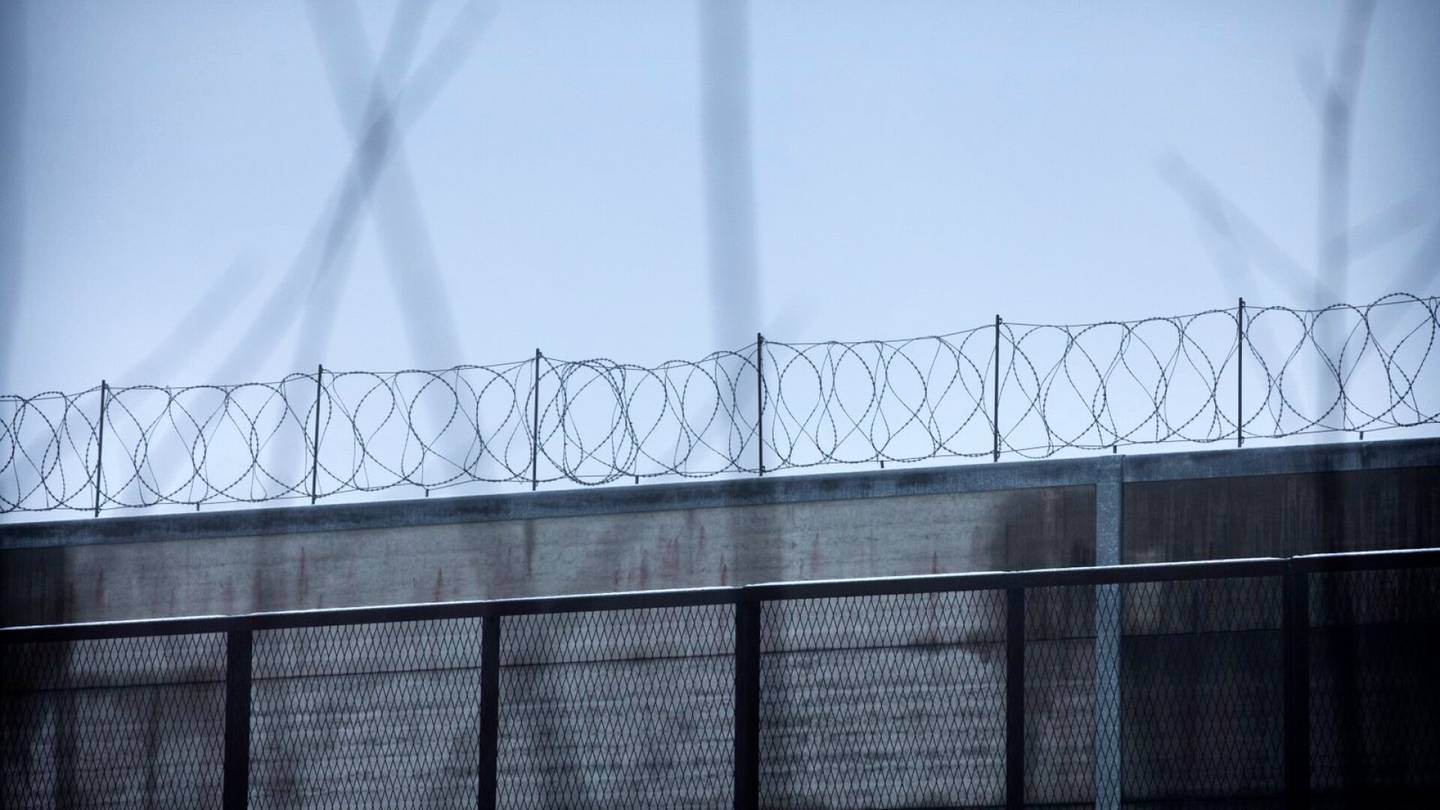 Vangit vedättivät vartijaa: Väärä mies pääsi vapaaksi Vantaan vankilasta