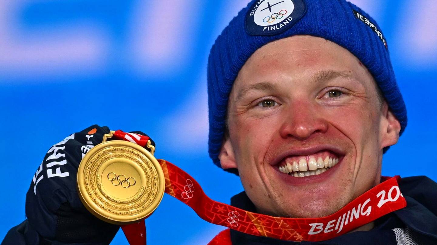 Hopea toi messevän mitalibonuksen Suomen hiihtomiehille – näin ison rahapotin Iivo Niskanen on olympialaisista jo haalinut