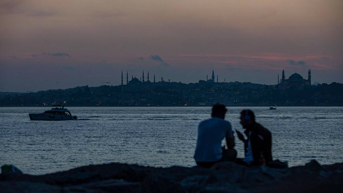 Turkin taloudesta hurja luku: inflaatio 74 prosenttia
