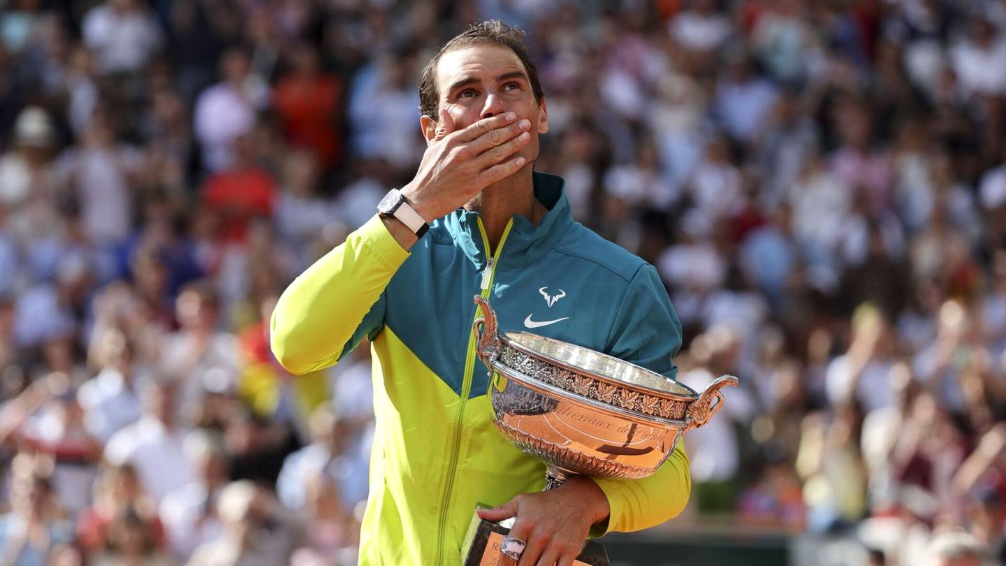 Tähtiurheilijalta täystyrmäys Rafael Nadalin erikoiselle hoitokeinolle – täräyttää suoran vihjauksen dopingista
