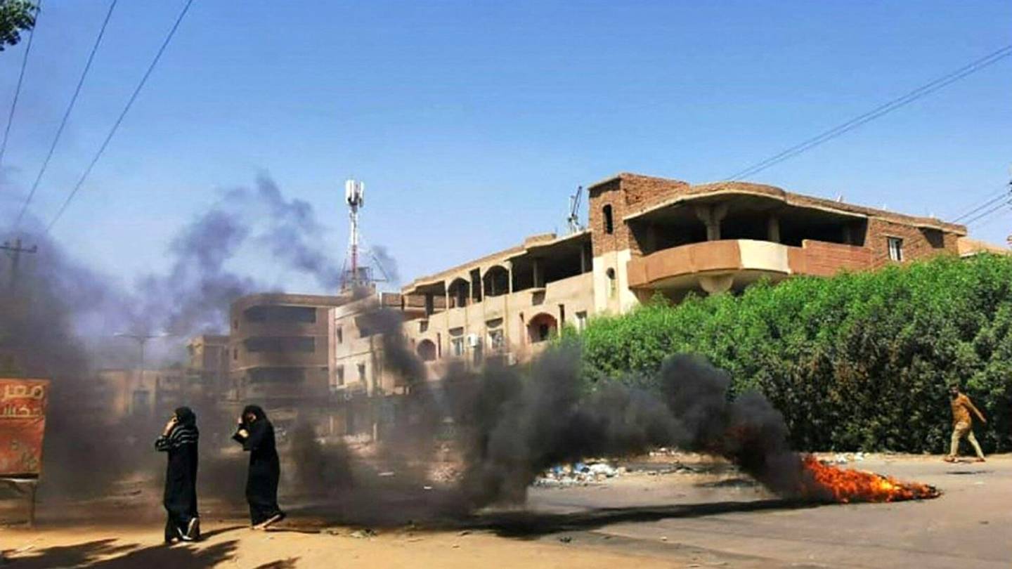 Sudanin turvajoukot ampuivat mielenosoittajien joukkoon kyynelkaasua