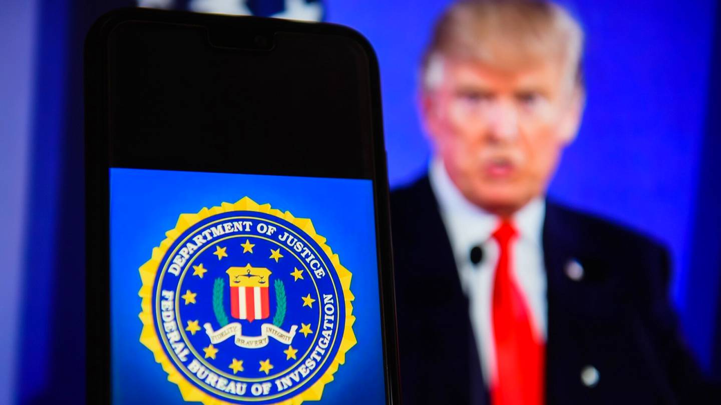 Trumpin ”pissa­video­kohun” takana oleva analyytikko pidätettiin Yhdys­valloissa – syytetään valehtelusta FBI:lle