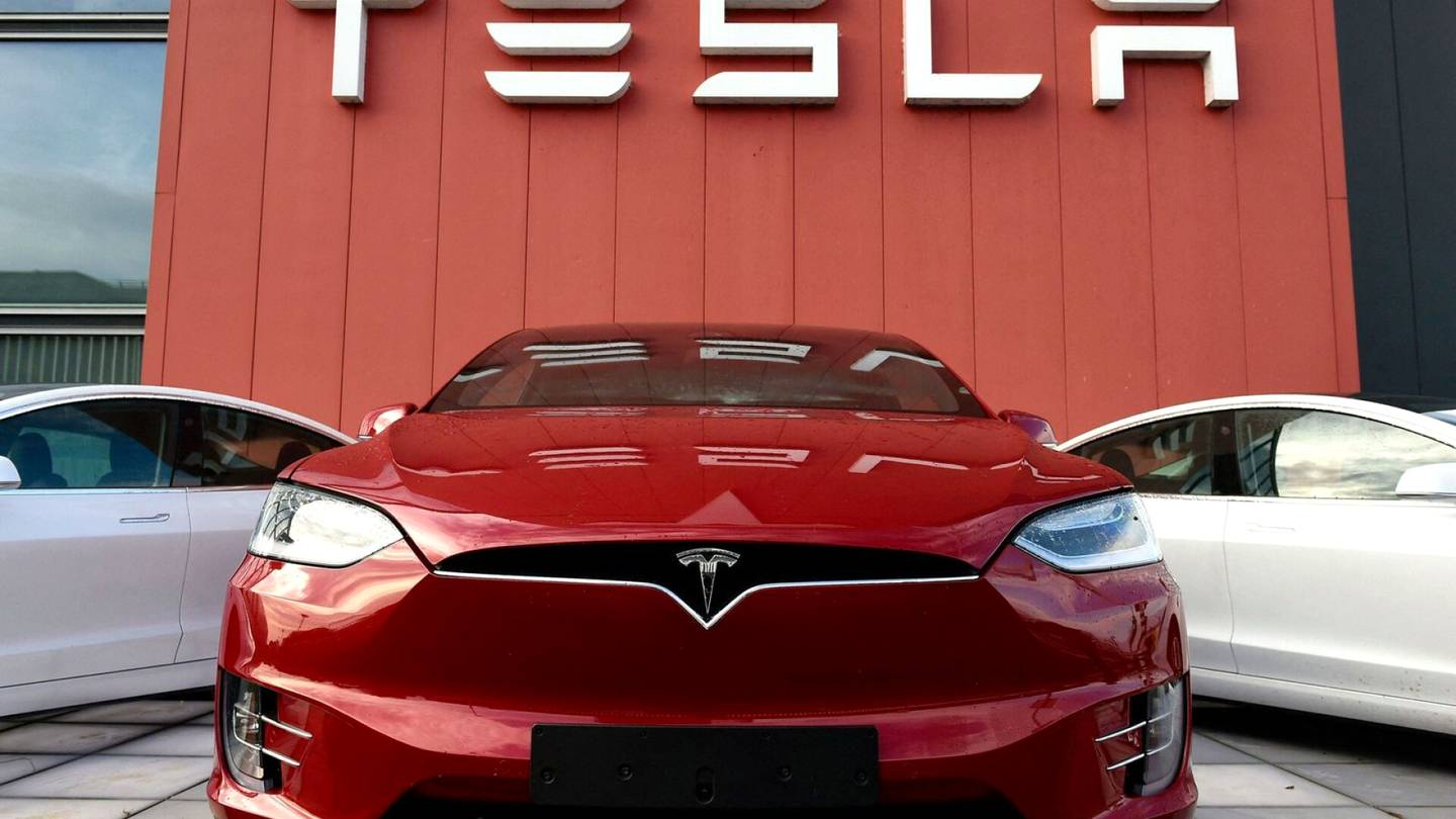 Tesla lähes kaksinkertaisti tuotantonsa viime vuonna
