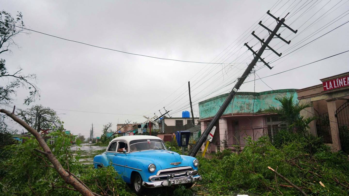 Ian-hurrikaani pimensi koko Kuuban – 11,3 miljoonaa ihmistä ilman sähköä