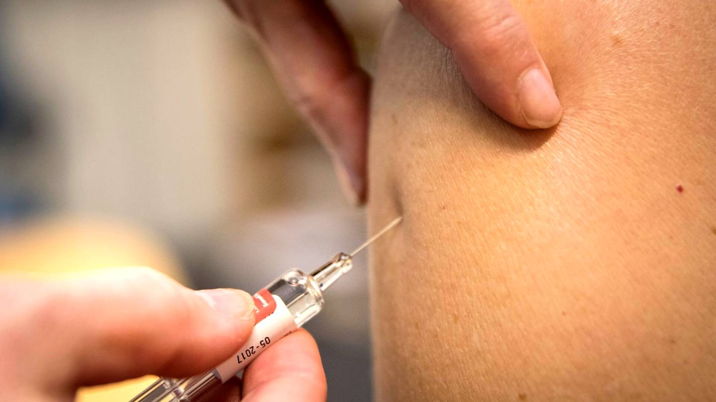 THL muuttaa suositustaan neljänsistä rokote­annoksista todennäköisesti syksyllä