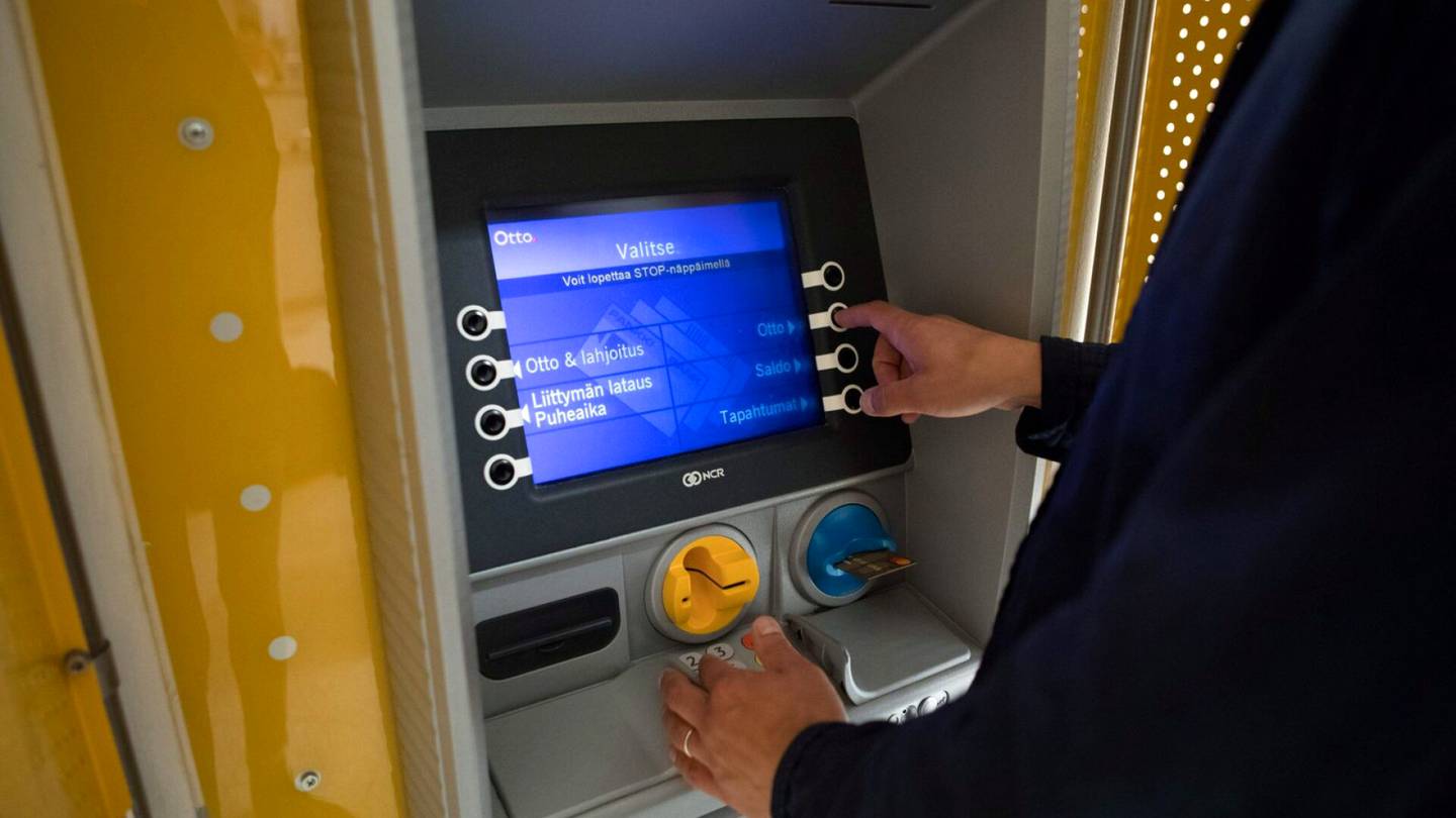 Täällä käteisautomaatille on liki parisataa kilometriä – yhdessä asiassa Suomi EU:n häntäpäätä