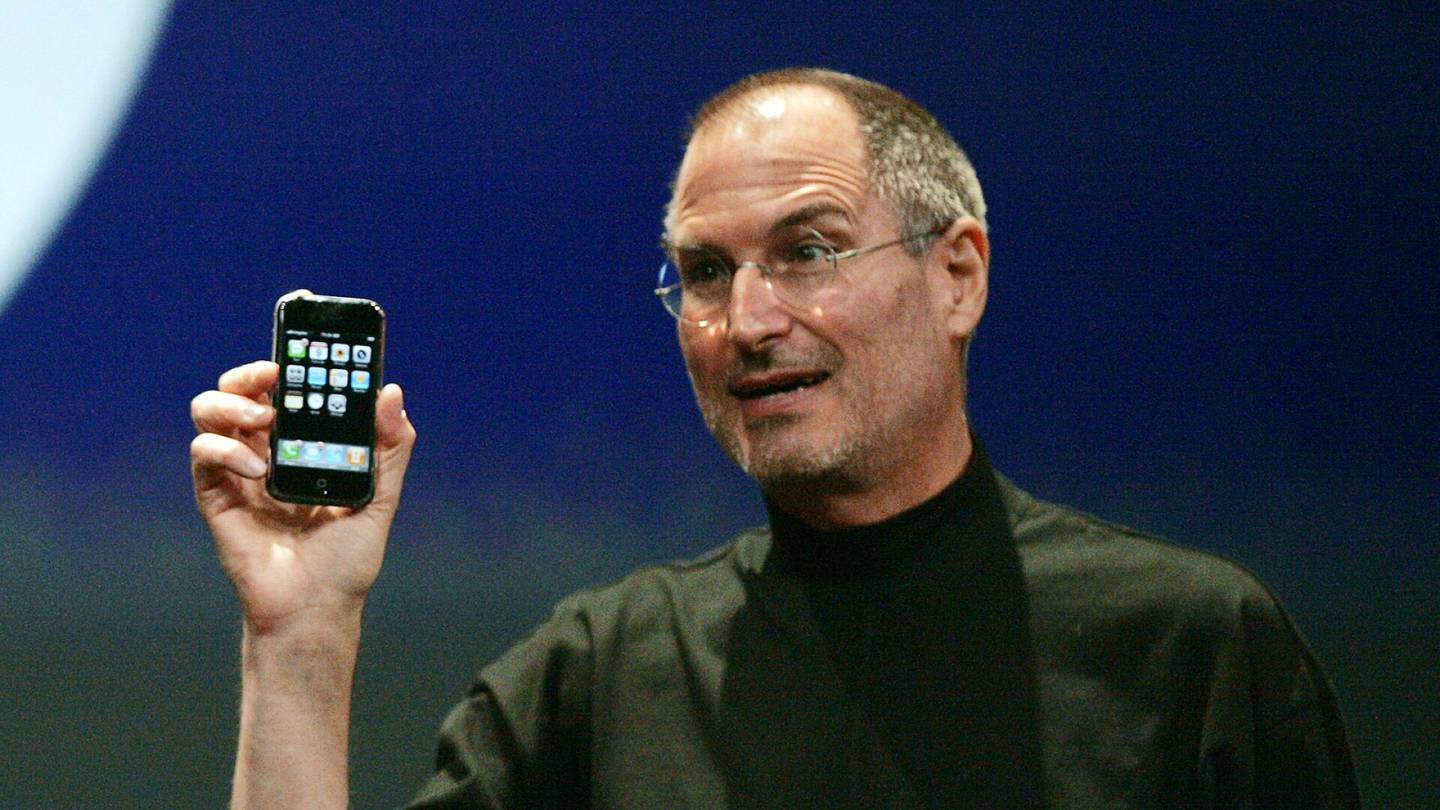 15 vuotta sitten Steve Jobs teki julistuksen – alkoi tapahtuma­ketju, jolla oli järisyttävät seuraukset Suomessa