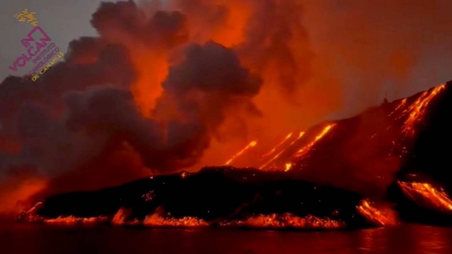 Suora lähetys La Palmalta: Tulivuori puhkunut pian jo kaksi kuukautta tauotta – yli 2 600 rakennusta tuhoutunut