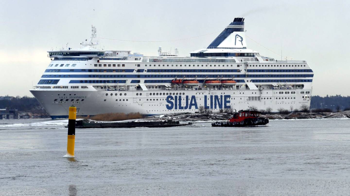 Tallink Silja karsii taas liiken­nettään koronatilanteen vuoksi
