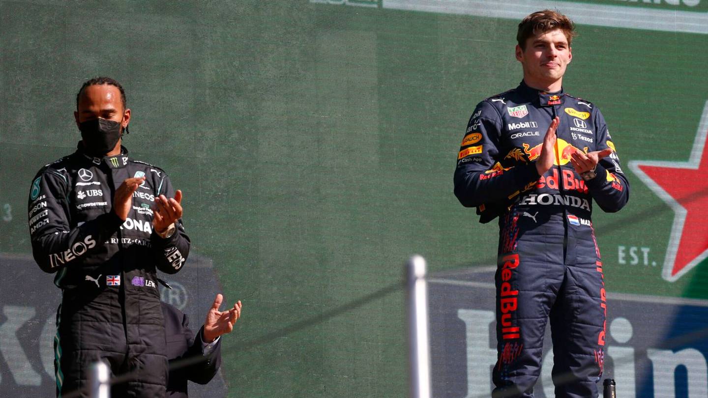 Entinen F1-kuski kehui Verstappenin ominaisuutta – kritisoi samalla Hamiltonia: ”On usein yliampuva”