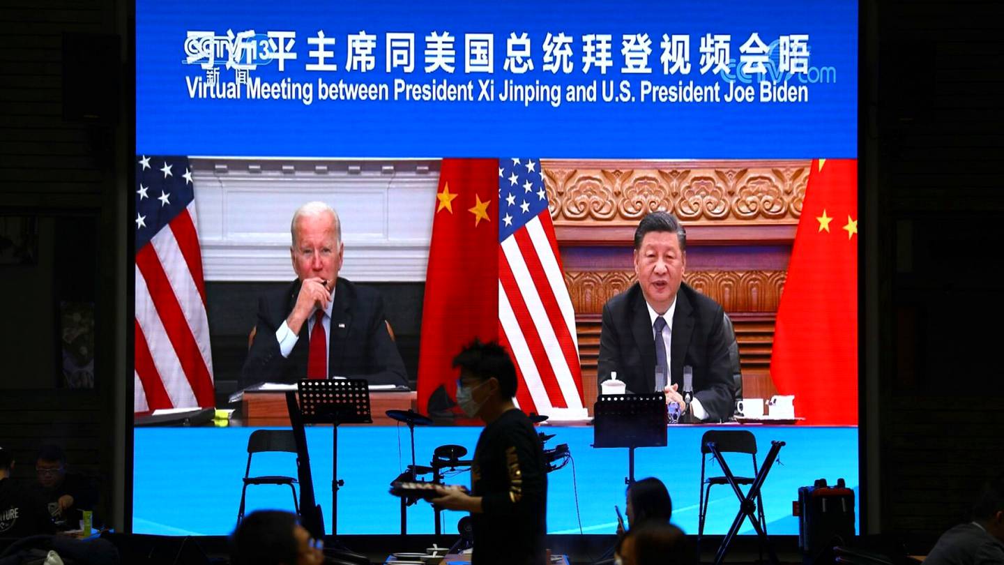 Yhdysvaltain Biden virtuaalitapaamisessa Kiinan Xin kanssa: Maiden tulee varmistaa, ettei kilpailu käänny konfliktiksi
