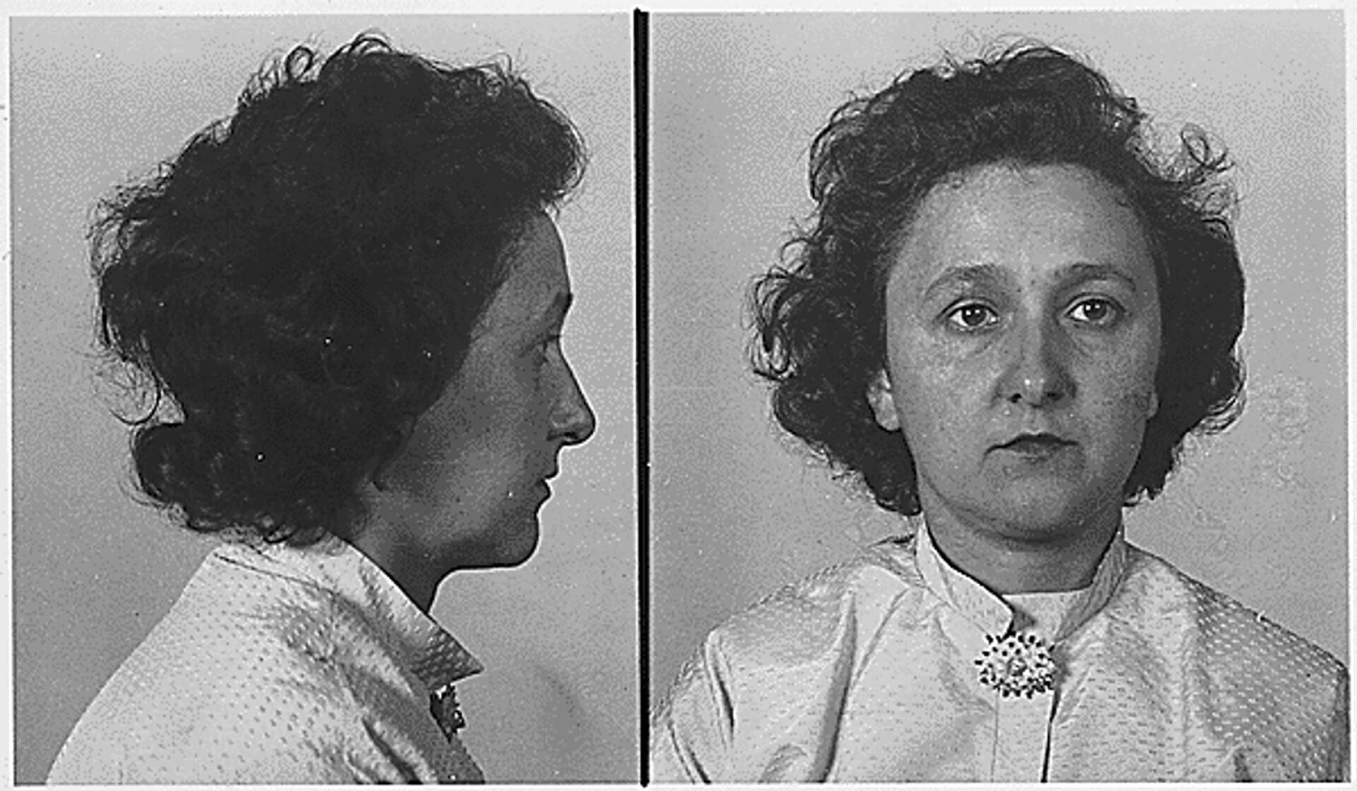 Ethel Rosenberg pidätettiin 11. elokuuta 1951. FBI halusi painostaa aviomies Julius Rosenbergin antamaan ilmi epäiltyjä rikoskumppaneitaan. 