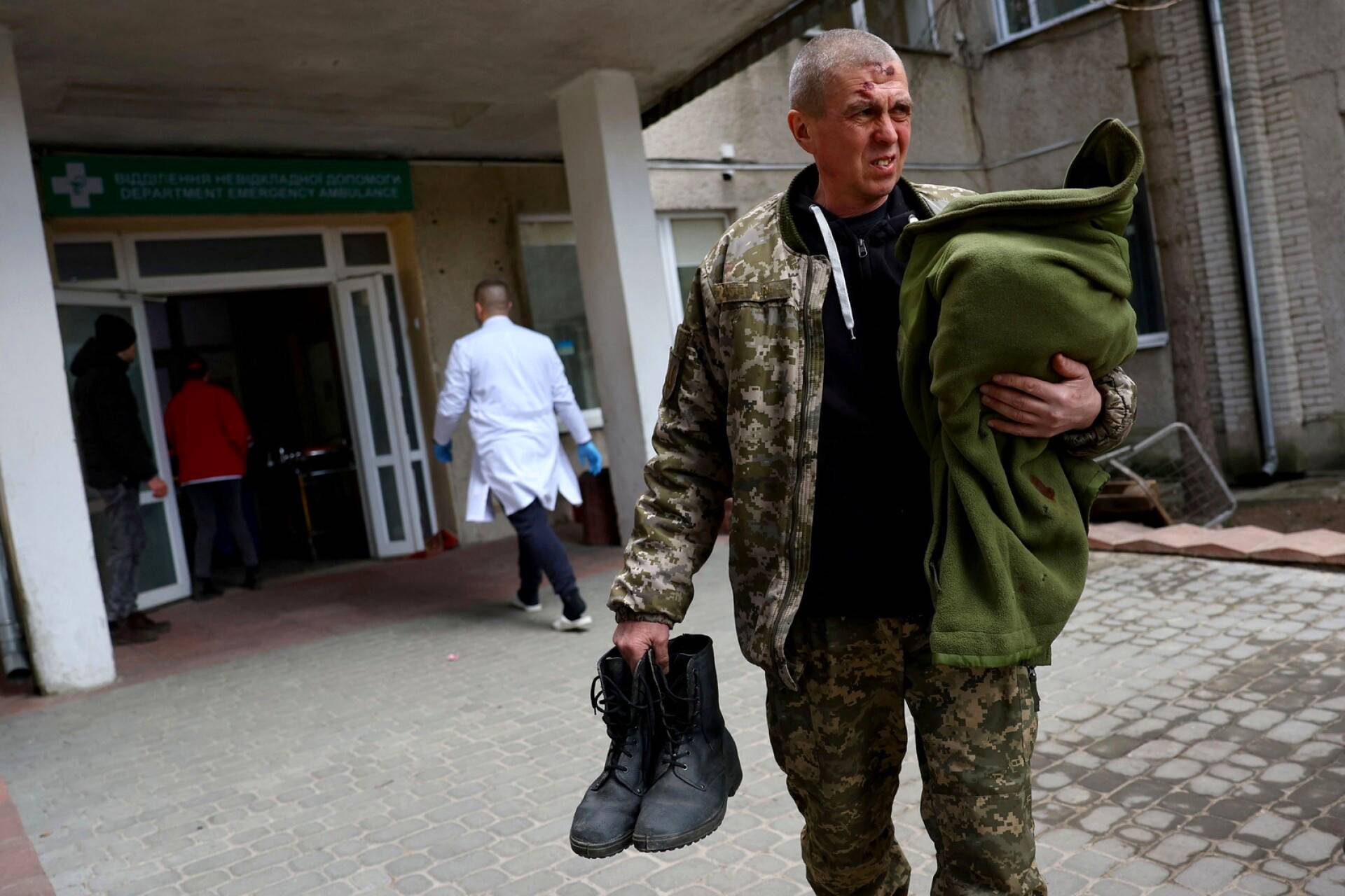 Javorivin iskussa haavoittui useita ja menehtyi 35. Iskussa loukkaantunut sotilas pääsi sairaalasta vielä samana päivänä pois.