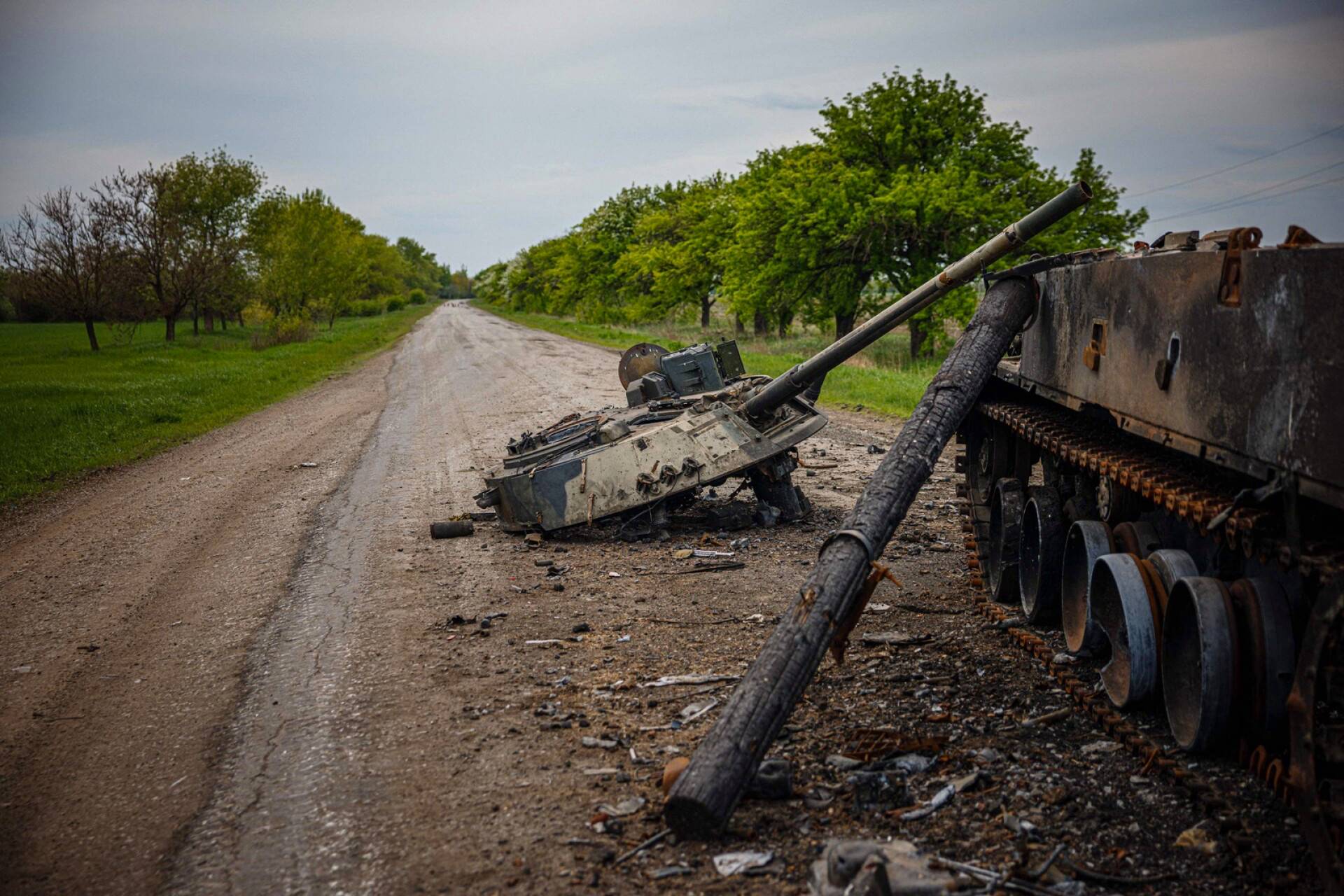 Tuhottu venäläinen  BMP-3-sotilasajoneuvo Pokrovskessa.