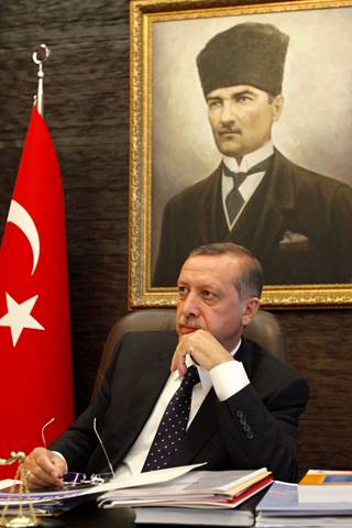 Recep Tayyip Erdogan toimi ennen presidenttiyttään yli 11 vuotta Turkin pääministerinä. Kuva on pääministeri Erdoganista vuodelta 2011.