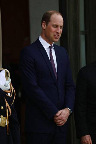 Prinssi William on isäänsä Charlesia suositumpi kansan keskuudessa. Vaikka moni sitä toivoo, Charlesia ei olla ohittamassa perimysjärjestyksessä.