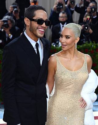 Kim Kardashian ja Pete Davidson erosivat yhdeksän kuukauden seurustelun jälkeen.