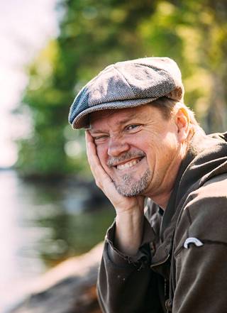 Lasten- ja nuortenkirjailija Timo Parvela on Suomen eniten muille kielillä käännetty kirjailija.