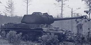 Suomalaisia oli vastassa vihollisen tankkirivistö.
