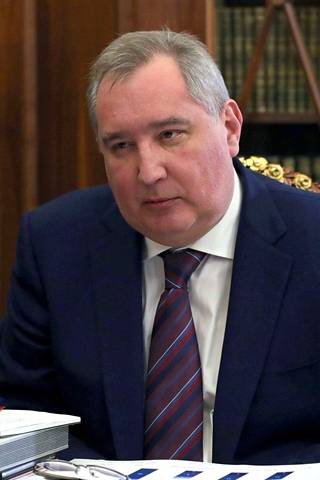 Dmitri Rogozin oli pitkään avaruusjärjestö Roskosmosin pääjohtaja mutta siirtyi loppuvuodesta sotilaallisen neuvonantajajärjestön Tsaarin susien johtajaksi.