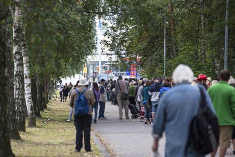 Tältä näyttää leipäjonon ruokakassi vuonna 2015 - Kotimaa - Ilta-Sanomat