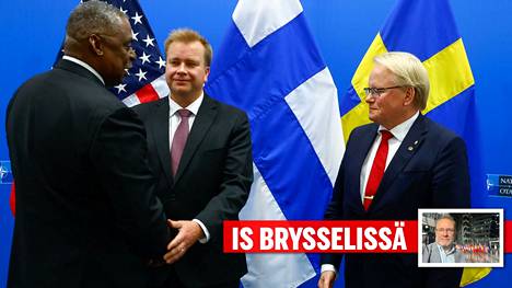 Puolustusministeri Antti Kaikkonen tapasi torstaina yhdysvaltalaisen kollegansa Lloyd Austinin ja Ruotsin puolustusministerin Peter Hultqvistin.