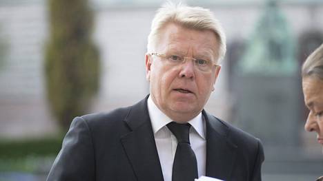 EK:n Jyri Häkämies vaatii uusia työllisyyden edistämistoimia.