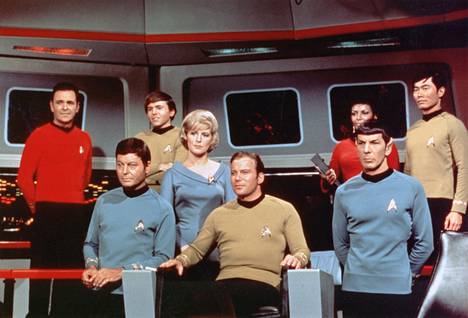 Vuonna 1966 alkaneessa Star Trekissä seurattiin elämää Enterprise-aluksella.