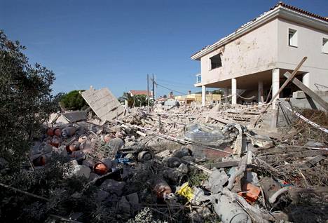 Alcanarin kaupungissa sijainnut talo tuhoutui räjähdyksessä täysin.