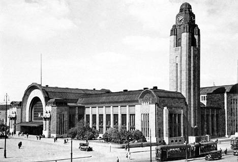 Helsingin päärautatieasema 1930-luvulla.