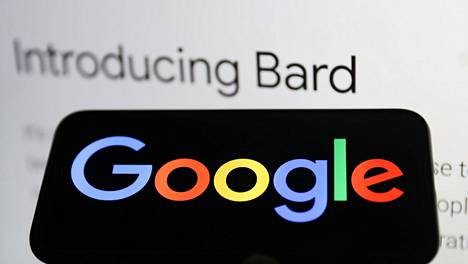 Google julisti yhtiöön punaisen hälytyksen ChatGPT:n suosion räjähdettyä ja paljasti Bard-hakunsa.