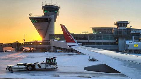 Helsinki-Vantaan lentokenttä helmikuussa.