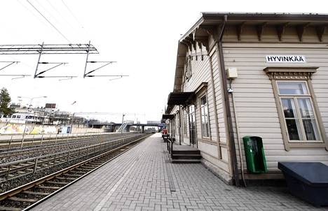     Hyvinka station is one of the original stations on the Helsinki–Hämeenlinna line, which was completed in 1862, and is still in its original use.  The Finnish Museum Agency has defined it as a nationally important built cultural environment.