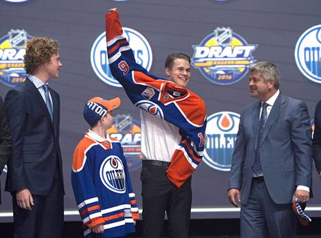 Puljujärven taival Edmontonissa alkoi 24. kesäkuuta 2016, kun Oilers varasi hänet numerolla neljä. 28. helmikuuta 2023 yhteinen matka päättyi.