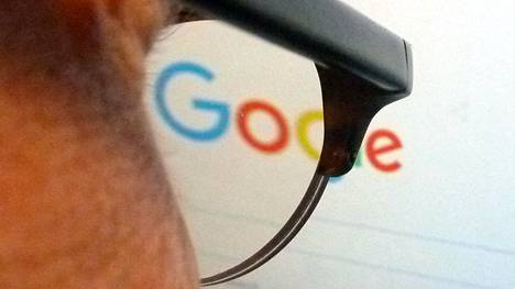 Googlen mukaan käyttäjien tietosuoja on uhattuna ilman sen teknologiaa. Toiset näkevät asian päinvastoin.